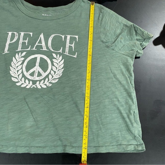Old Navy Peace Sign Graphic T Shirt Green Crop Top Women's Short Sleeve Tee SZ L - Picture 6 of 11